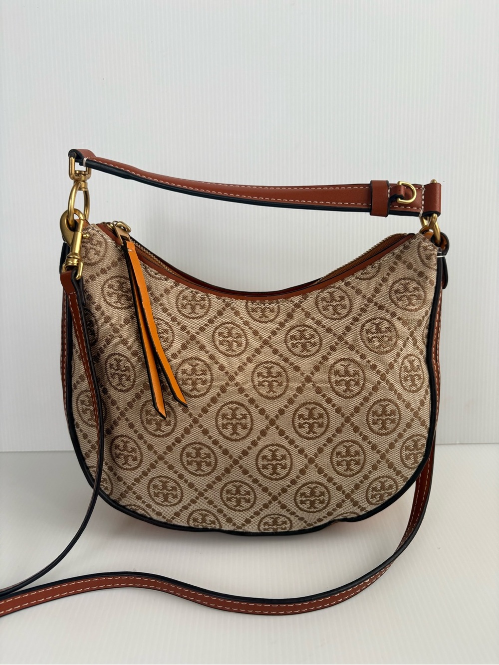 Tory Burch Crescent Crossbody Bag tan brown Color Handbag small  EUC - Picture 3 of 17